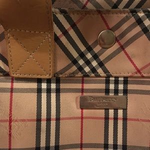 Burberry purse
